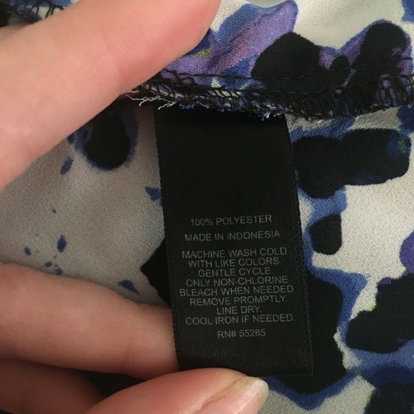 Express Shirt Womens Sz S Navy White Floral Print Tunic‎ Pullover Top Blouse - Picture 6 of 8